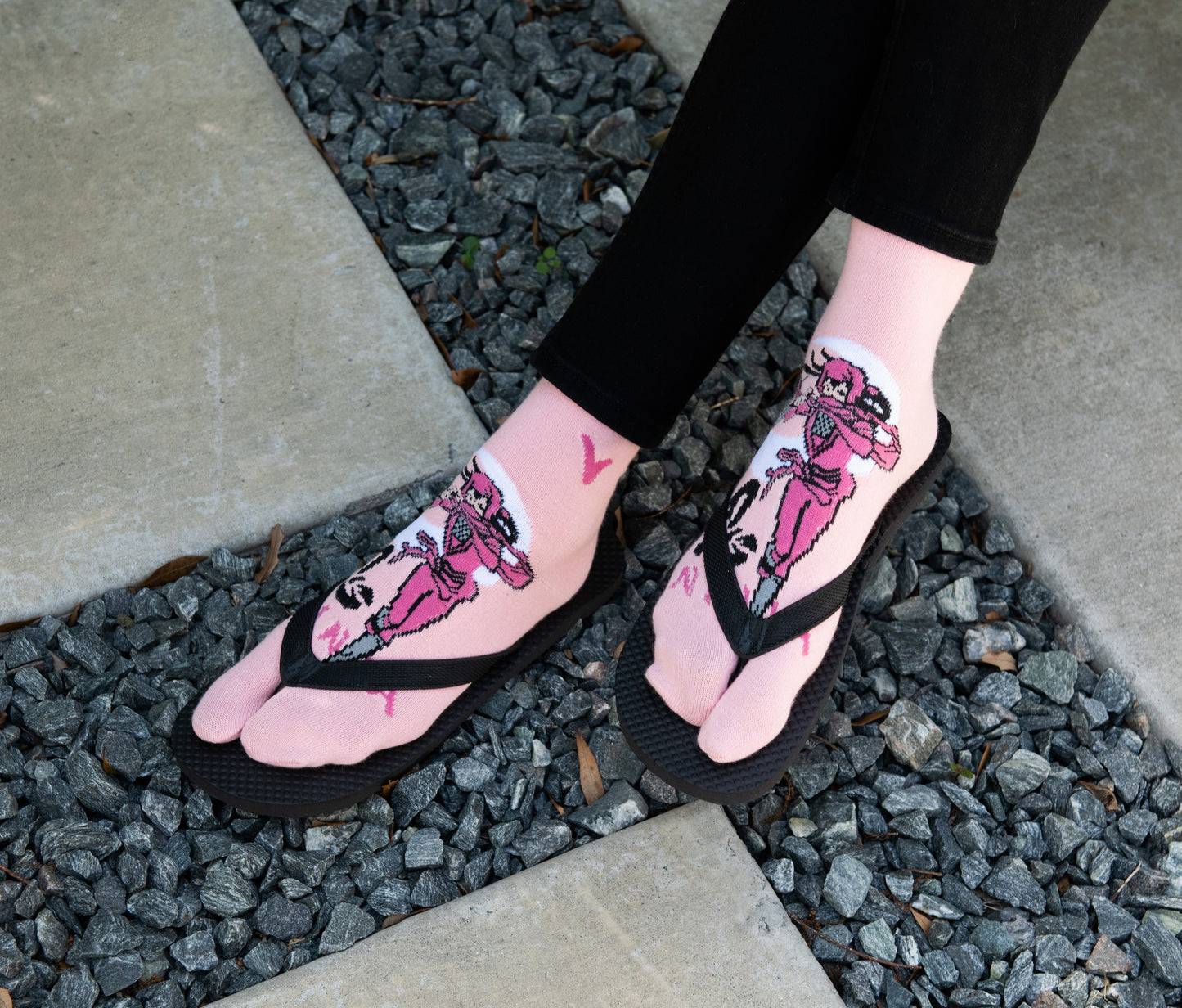 1 Pair - V-Toe Flip Flop Tabi Socks - Ninja Pink Socks
