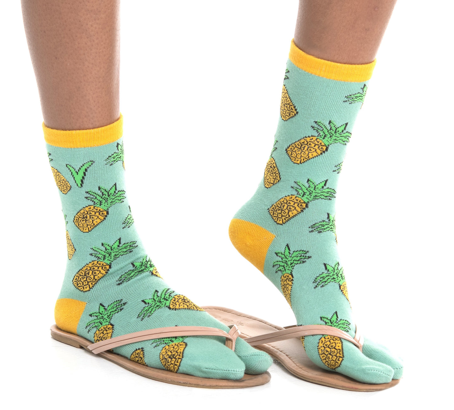 1 Pair - V-Toe Flip-Flop Tabi Socks - Pineapple Style