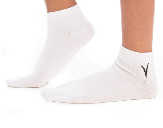 White Ankle Casual V-Toe Flip-Flop Tabi Big Toe Socks
