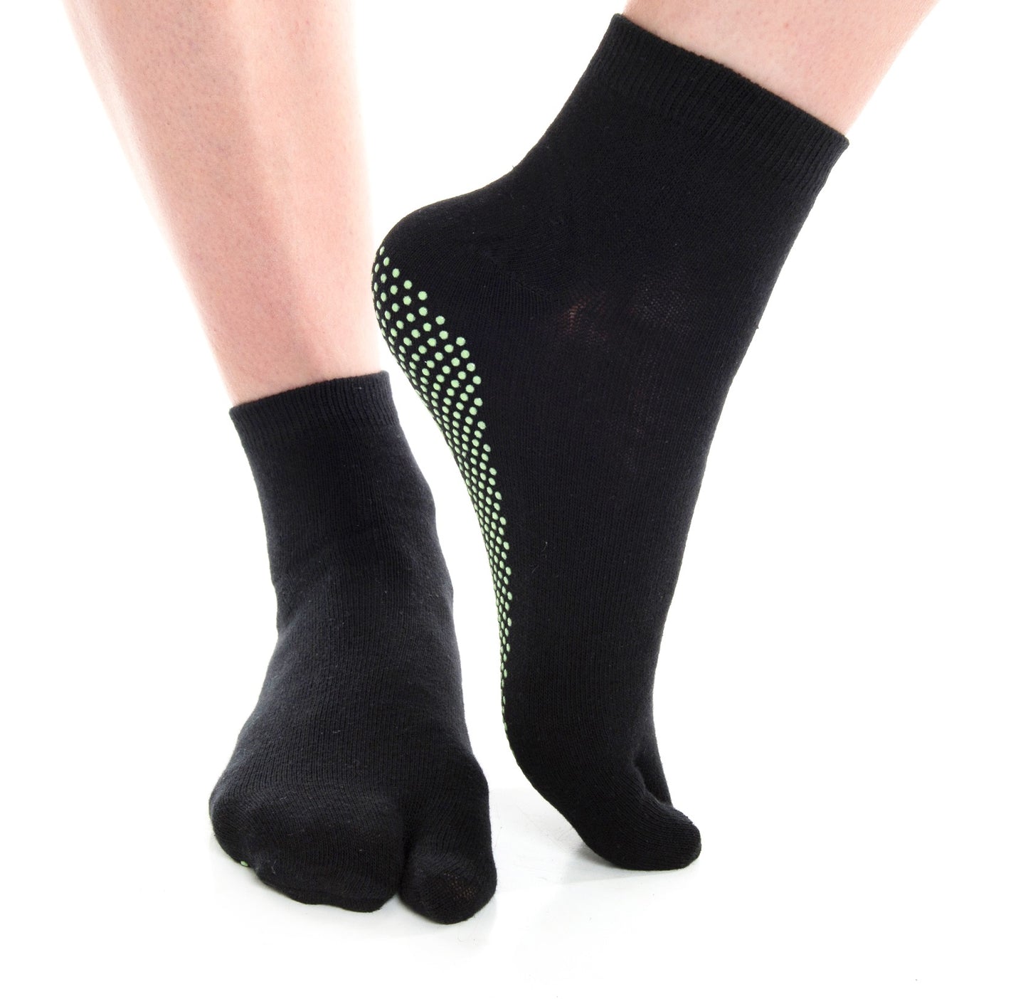 1 Pair - V-Toe Flip Flop Tabi Socks Casual Black Nonskid Solid - Yoga & Hospital Socks